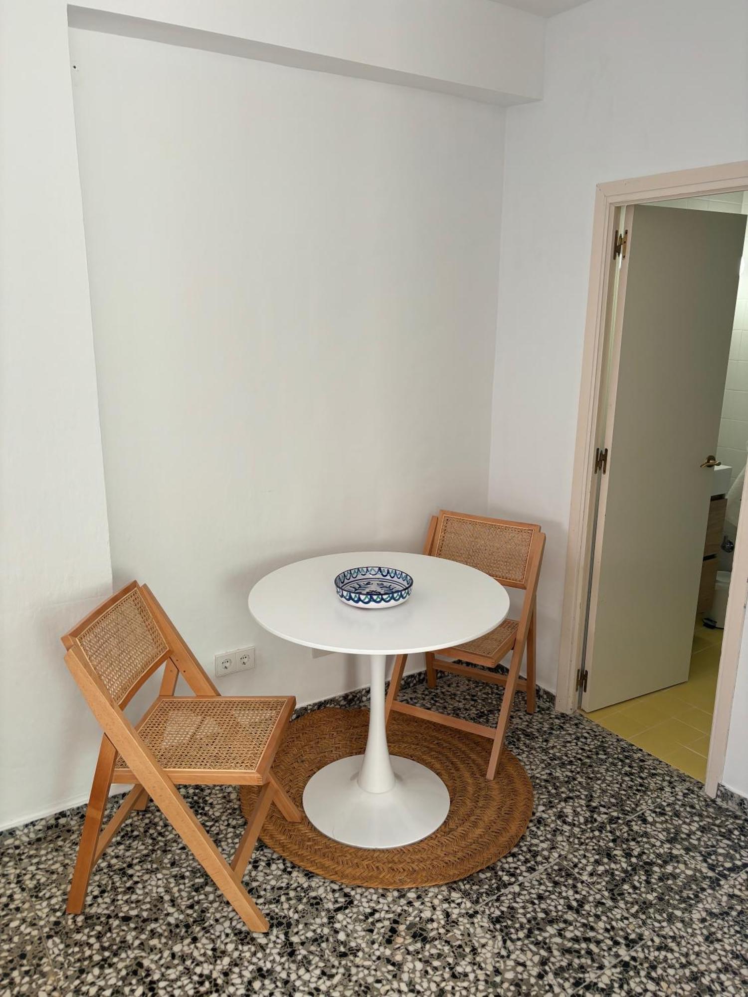 Tradicional Apartamento Central De 2 Camas Dobles Benalmádena Exteriör bild